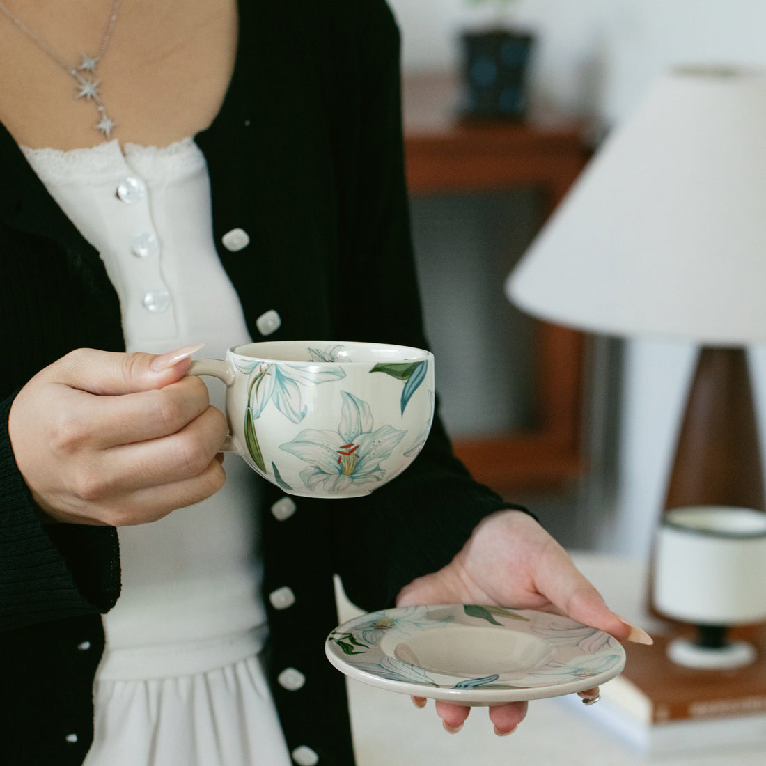 Vintage Floral Ceramic Coffee Cup Set - Lily Pattern Home Tableware